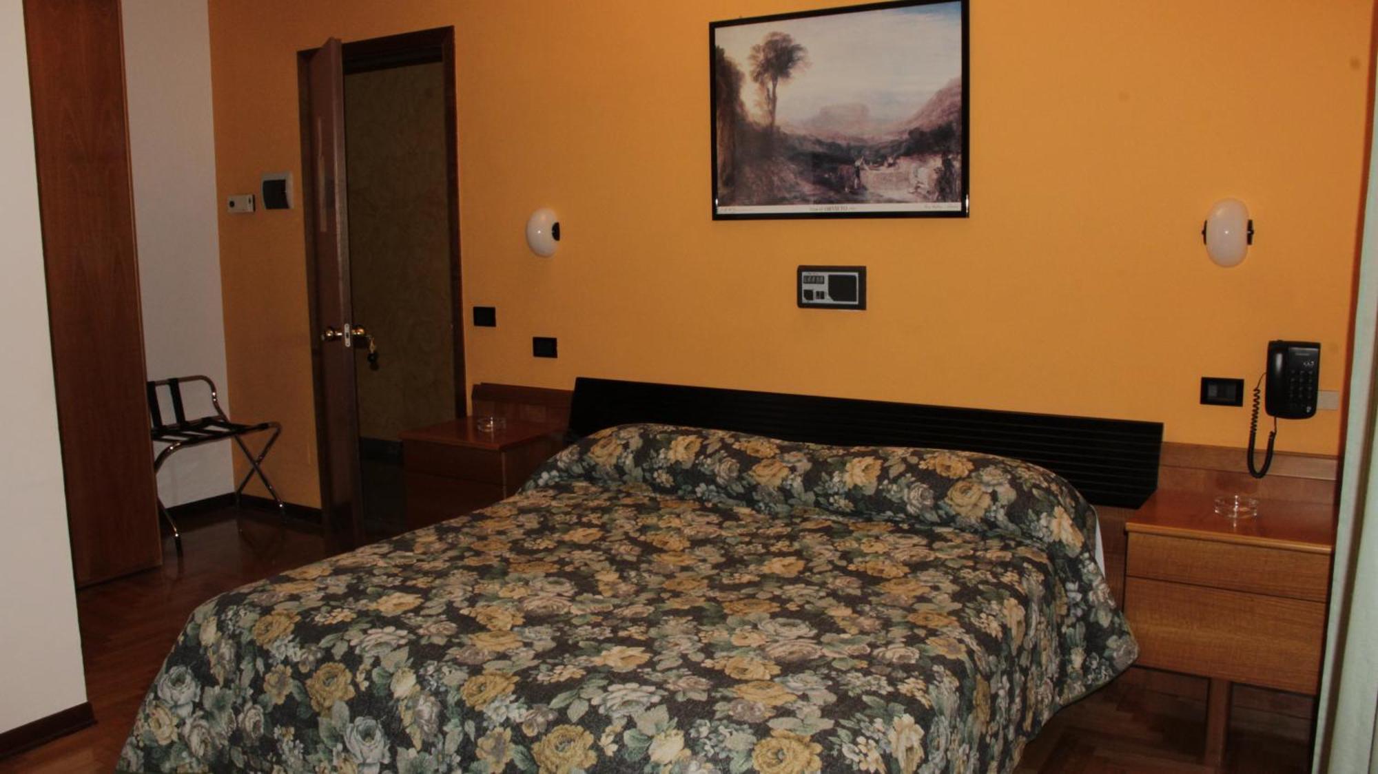 Hotel Valentino Centro Storico Orvieto Dış mekan fotoğraf