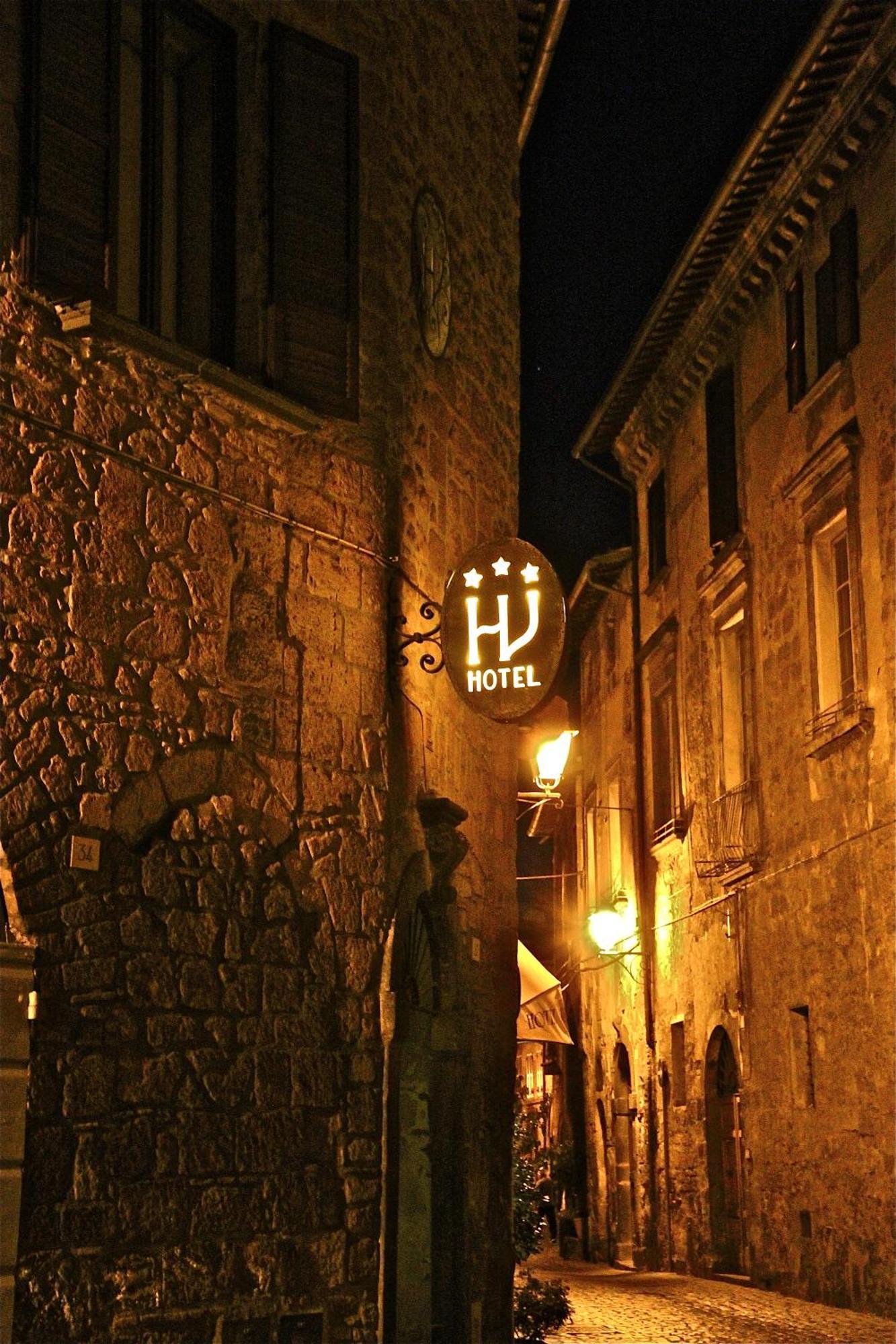 Hotel Valentino Centro Storico Orvieto Dış mekan fotoğraf