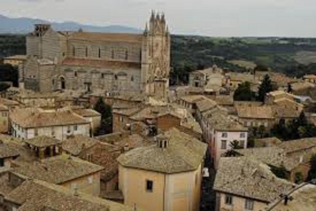 Hotel Valentino Centro Storico Orvieto Dış mekan fotoğraf