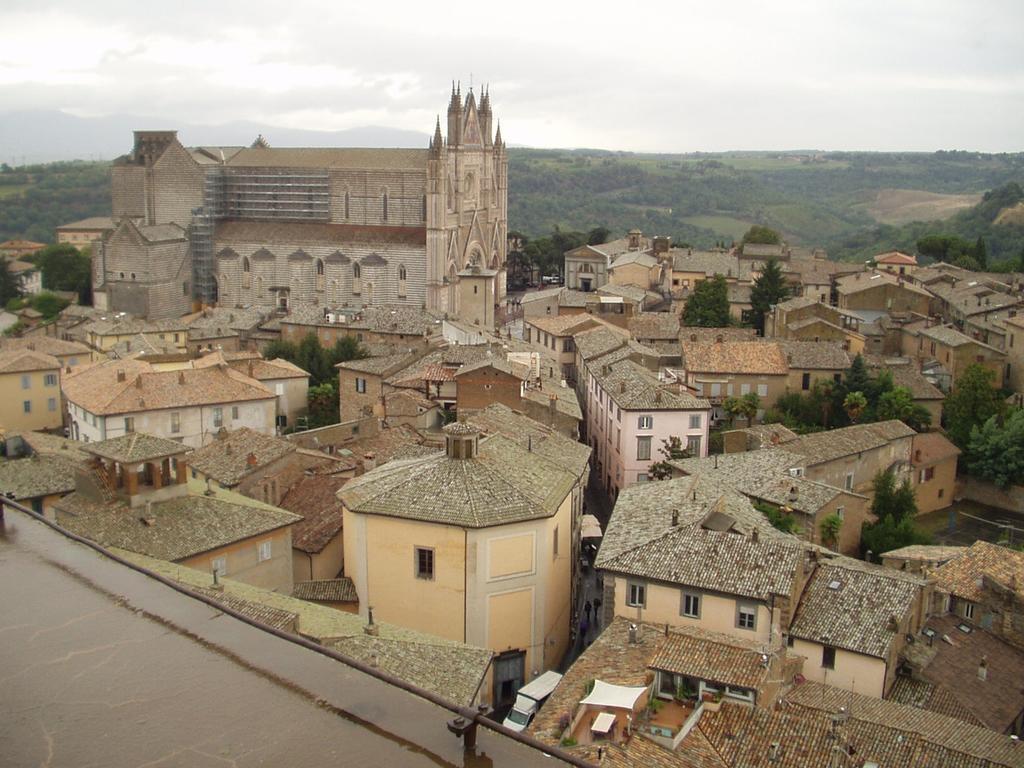 Hotel Valentino Centro Storico Orvieto Dış mekan fotoğraf